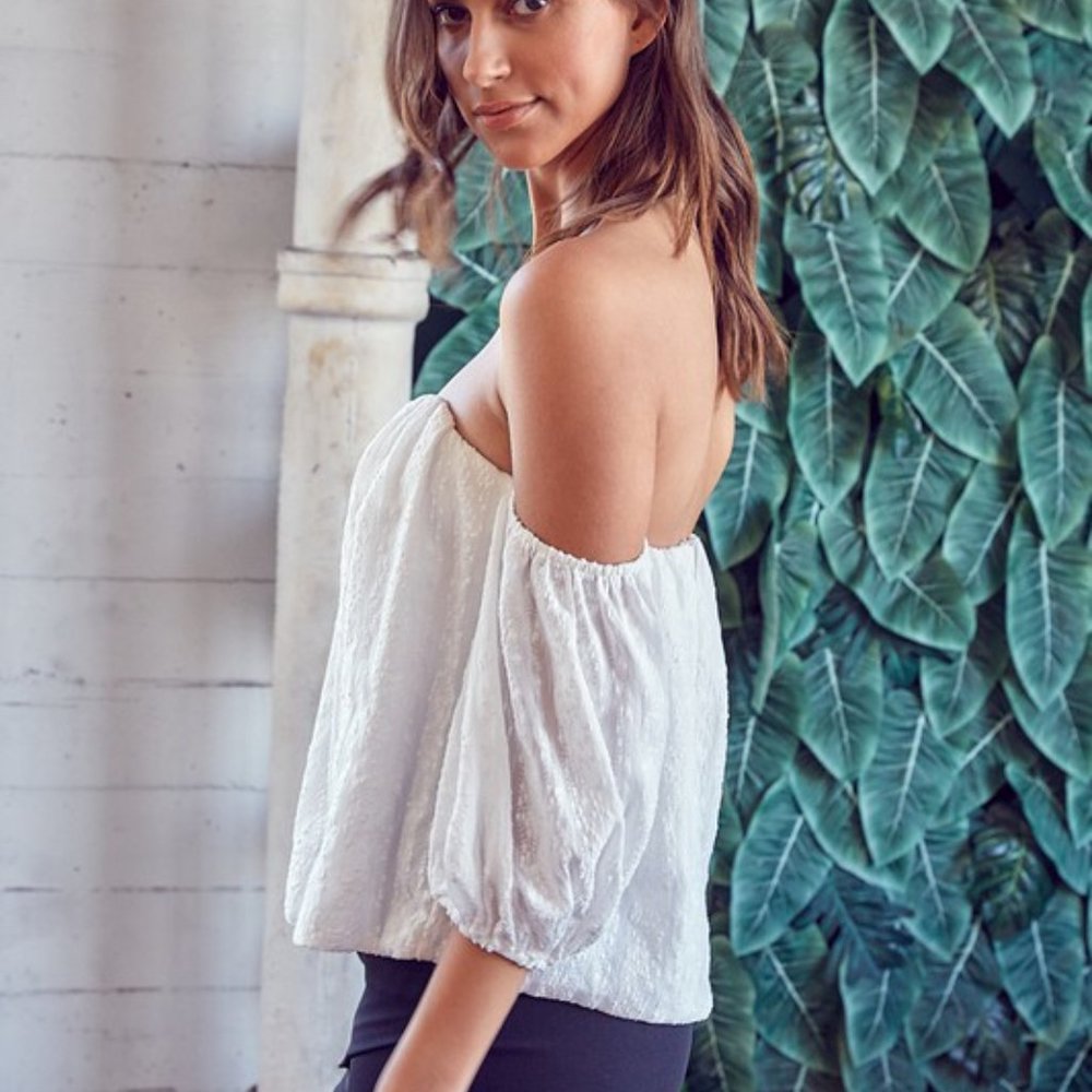 White Summer Off-The-Shoulder Detail Top - Picture 4 of 9